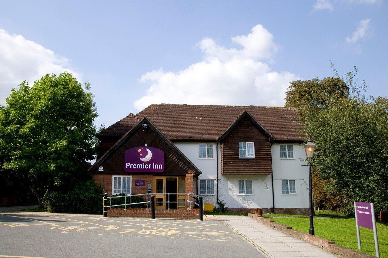 Premier Inn Harlow Bagian luar foto