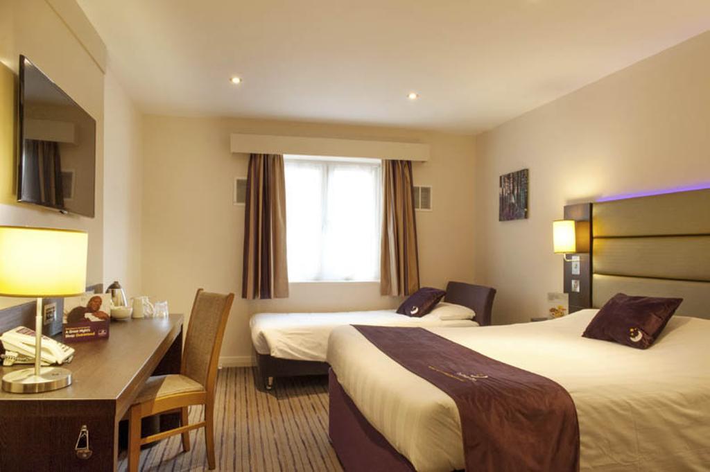 Premier Inn Harlow Ruang foto