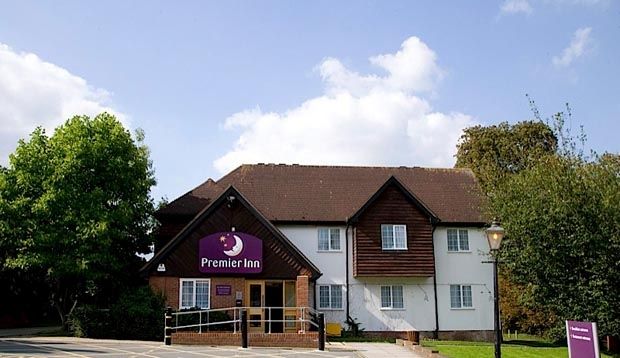 Premier Inn Harlow Bagian luar foto