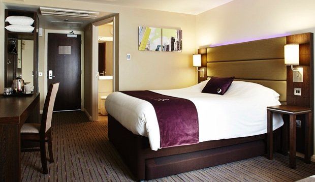 Premier Inn Harlow Bagian luar foto